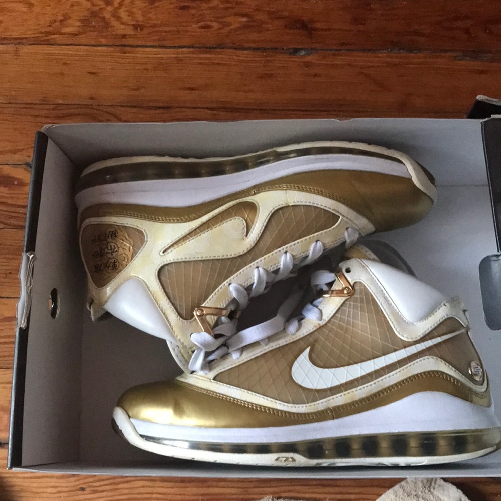 Air Max Lebron VII